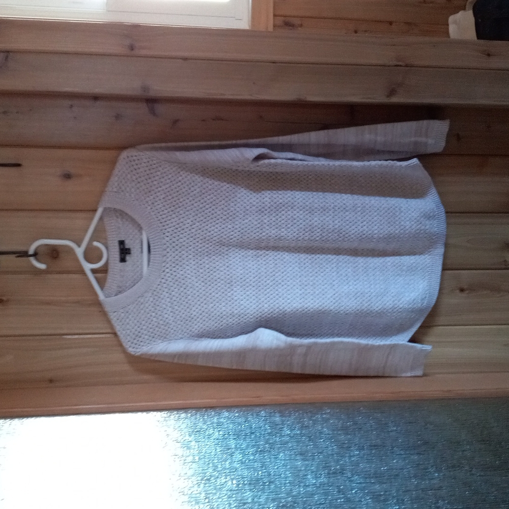 Pullover knit sweater